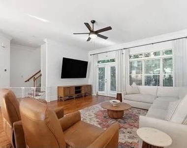 932 Delaronde Ct - Photo Thumbnail 1