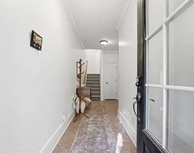 932 Delaronde Ct - Photo Thumbnail 13