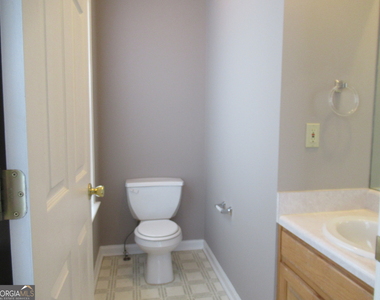 110 Mechanic Street - Photo Thumbnail 6