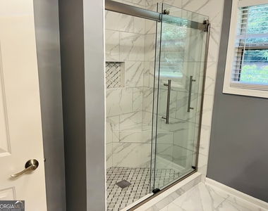 5750 Crest Hill Drive - Photo Thumbnail 22