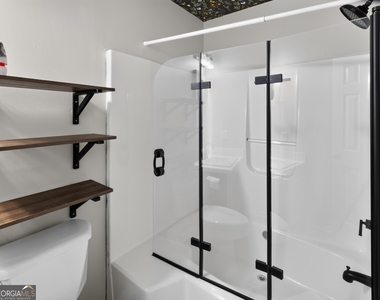 22 Canterbury Drive - Photo Thumbnail 12