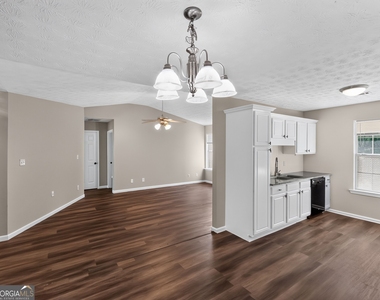 22 Canterbury Drive - Photo Thumbnail 8