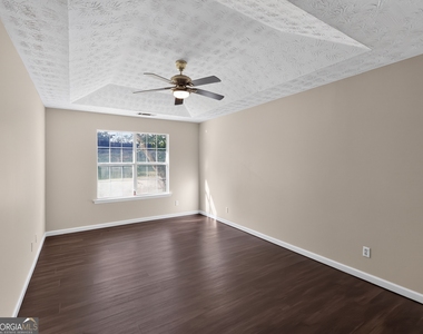 22 Canterbury Drive - Photo Thumbnail 9