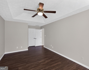 22 Canterbury Drive - Photo Thumbnail 14
