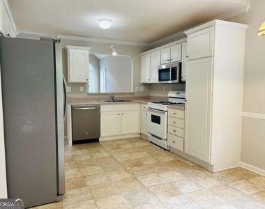 61 Riva Ridge Lane - Photo Thumbnail 9