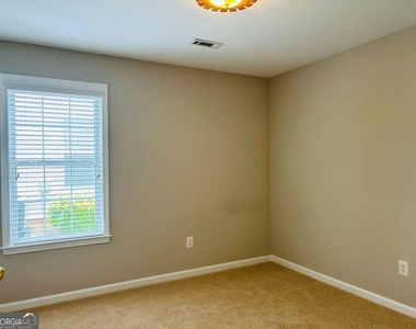 61 Riva Ridge Lane - Photo Thumbnail 17