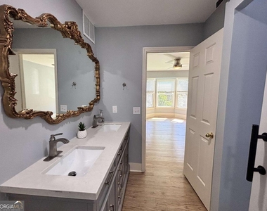 462 Gibson Trail - Photo Thumbnail 37