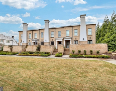 108 Grand Crescent - Photo Thumbnail 2