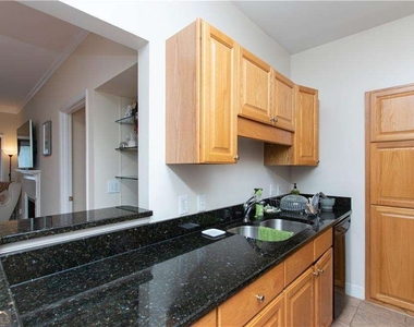 2921 Lenox Road Ne - Photo Thumbnail 5