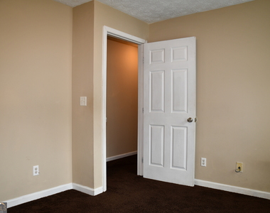 9301 Waldrop Place - Photo Thumbnail 15