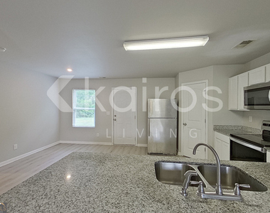 207 Hawthorn Trail - Photo Thumbnail 5