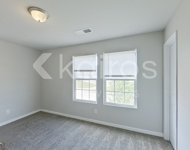 207 Hawthorn Trail - Photo Thumbnail 23