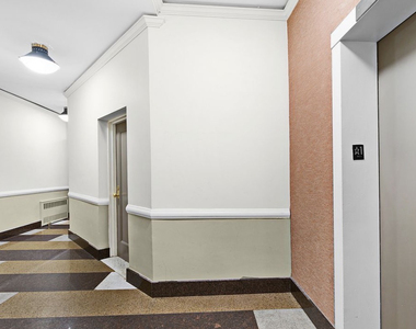 226 East 25th Street - Photo Thumbnail 8