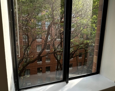 West 53rd Street - Photo Thumbnail 4