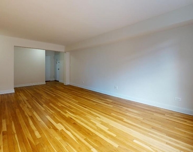 151 West 16th Street - Photo Thumbnail 1