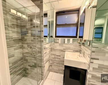 West 103rd Street - Photo Thumbnail 3