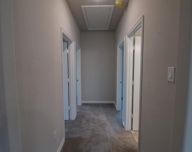 507 Reatta Drive - Photo Thumbnail 32