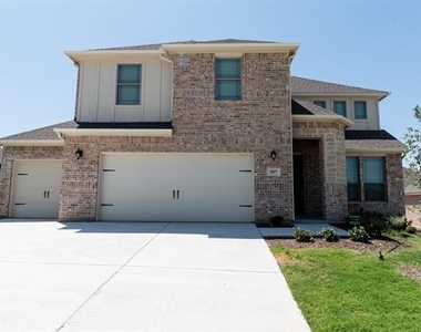 507 Reatta Drive - Photo Thumbnail 2
