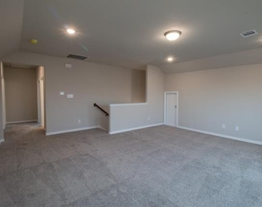 507 Reatta Drive - Photo Thumbnail 31