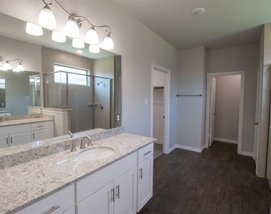 507 Reatta Drive - Photo Thumbnail 21