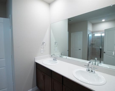 1103 Sweetleaf Street - Photo Thumbnail 22