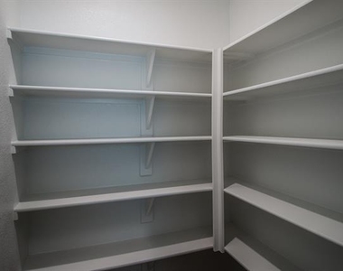 1103 Sweetleaf Street - Photo Thumbnail 7