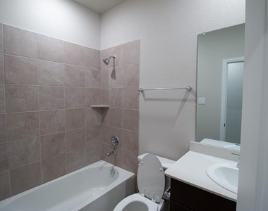 1103 Sweetleaf Street - Photo Thumbnail 14