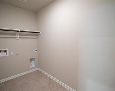 1103 Sweetleaf Street - Photo Thumbnail 16