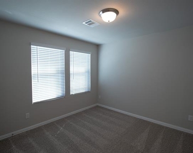 1103 Sweetleaf Street - Photo Thumbnail 27