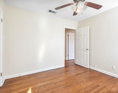 4131 Saranac Drive - Photo Thumbnail 17