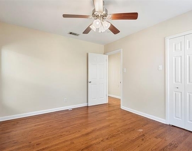 4131 Saranac Drive - Photo Thumbnail 13