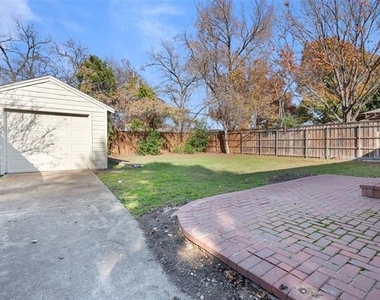4131 Saranac Drive - Photo Thumbnail 20