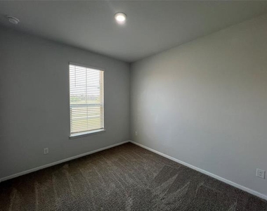 912 Rothville Lane - Photo Thumbnail 23