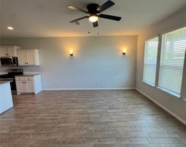912 Rothville Lane - Photo Thumbnail 11