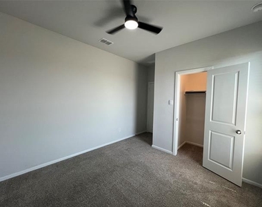 912 Rothville Lane - Photo Thumbnail 27