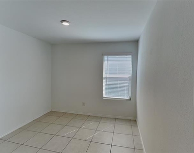 2644 Turtle Dove Drive - Photo Thumbnail 13