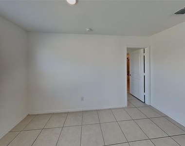 2644 Turtle Dove Drive - Photo Thumbnail 5