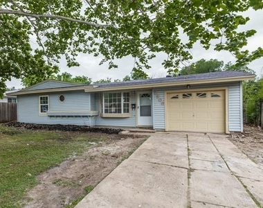 2908 Scottsbluff Drive - Photo Thumbnail 29