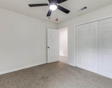 2908 Scottsbluff Drive - Photo Thumbnail 12