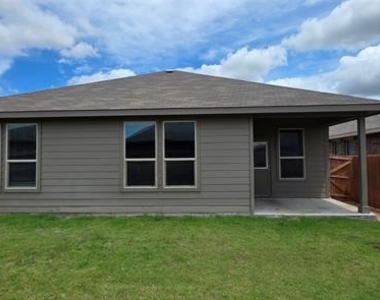 9021 Eagles Landing Drive - Photo Thumbnail 19