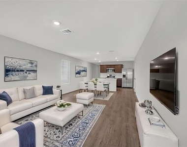 1121 Southfield Drive - Photo Thumbnail 21