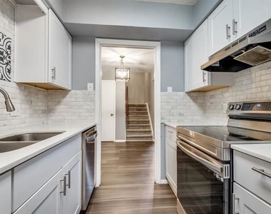 1819 E Grauwyler Road - Photo Thumbnail 2