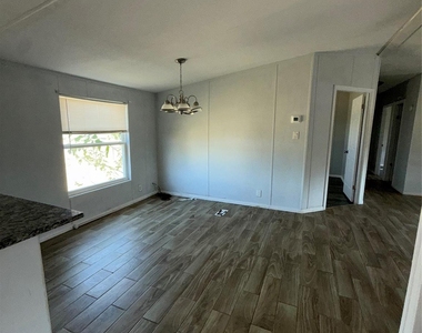 1484 County Road 490 - Photo Thumbnail 4