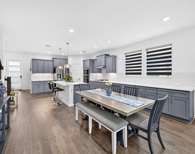 4000 Nightingale Street - Photo Thumbnail 13