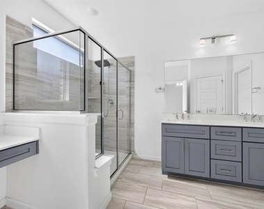 4000 Nightingale Street - Photo Thumbnail 26
