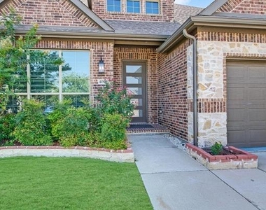 4000 Nightingale Street - Photo Thumbnail 2