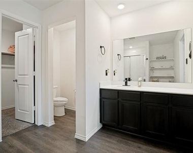 3413 Perman Drive - Photo Thumbnail 11