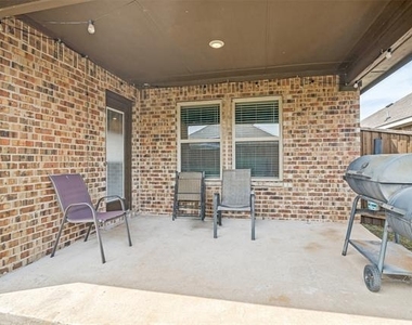 3413 Perman Drive - Photo Thumbnail 21