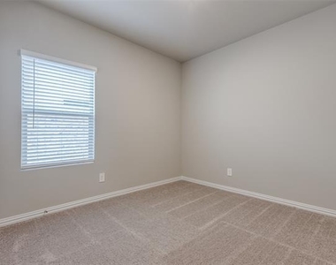 4805 Everly Court - Photo Thumbnail 18