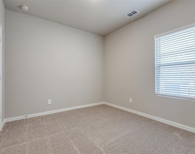 4805 Everly Court - Photo Thumbnail 19